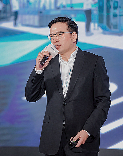 敖總.png 敖總.png